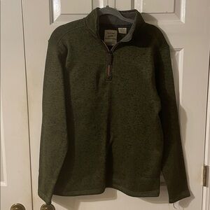 Men’s  Green/Black Pull over Size Medium, Victory Outfitters Brand. NWOT
